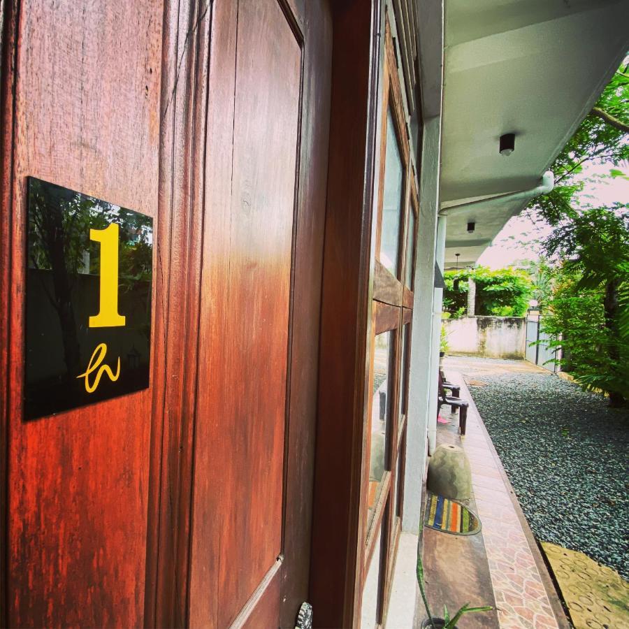 Westeros House & Hub Unawatuna Exterior foto